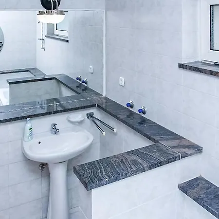 Nice In W/ Outdoor Swimming Pool And 6 Bedrooms Siofok