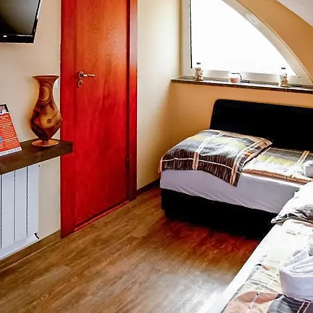 Holiday home Nice In W/ Outdoor Swimming Pool And 6 Bedrooms Siofok